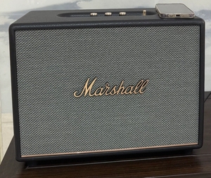 ลำโพง Marshall Woburn III สำหรับใช้ในบ้าน พร้อมระบบควบคุมเสียงเบสและเสียงแหลมที่ทรงพลัง |   ปลั๊กไฟแบบเสียบปลั๊ก |   เครื่องเล่นแผ่นเสียงที่ใช้งานร่วมกันได้ |   35มม. - Product Image 3