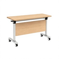Table de formation pliante avec plateau imitation bois, cadre blanc et roulettes, idéale pour les réunions de bureau, les salles de formation et les salles de classe