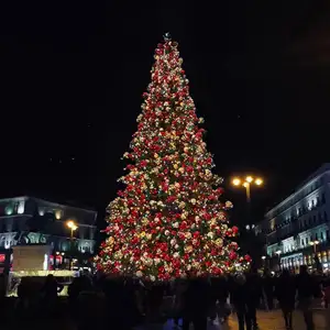 Large Commercial Artificial Decor Pixel RGB LED Light Outdoor Giant Metal Frame Tower Tree Christmas Decoration Supplies