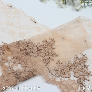 卸売り 幅18cm ヌードブラック チュールレース生地 金糸シャイニーフラワー 花柄メッシュネット刺繍レーストリム 婦人服ドレス用 - Product Image 5