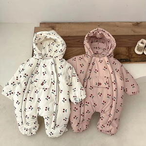 Monos de invierno para niñas pequeñas más ropa cálida de terciopelo de una pieza ropa de algodón estilo occidental monos gruesos con capucha para bebés - Product Image 3