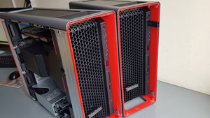 เวิร์กสเตชัน Lenovo ThinkStation P7 สำหรับการเรียนรู้เชิงลึก AI การจำลองภาพกราฟิก พร้อมหน่วยประมวลผล W5-3423/แรม 16GB/ฮาร์ดดิสก์ 2TB/พาวเวอร์ซัพพลาย 1400W คอมพิวเตอร์ตั้งโต๊ะ - Product Image 5