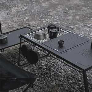 Modernes Design Outdoor Camping Kohlenstoffstahl Klapptisch erweiterbares Loch freie Einheit Stauraum Esszimmermöbel für BBQ