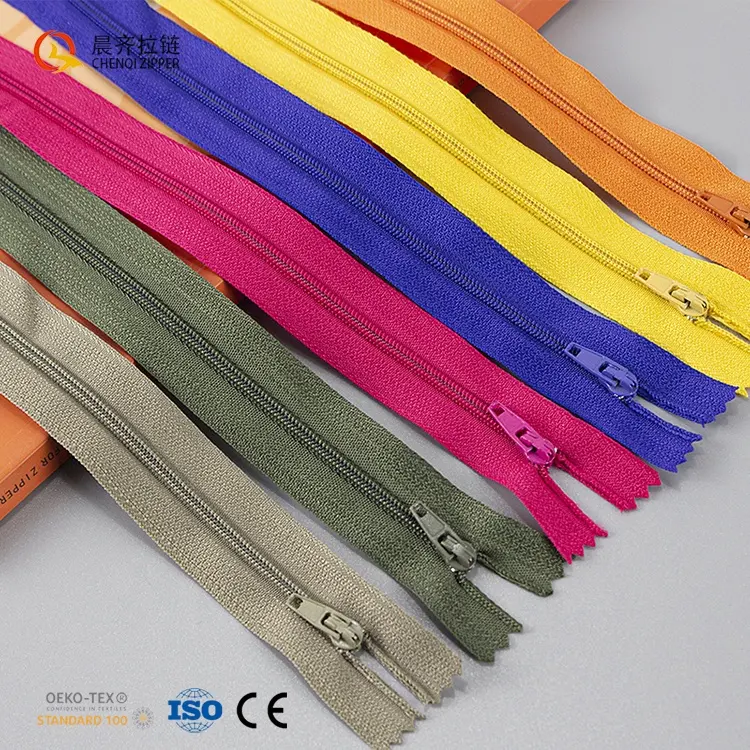 Chenqi Chất Lượng Cao 3 # Nylon Close-End Dây Kéo Giao Hàng Nhanh 20 Cm Cổ Phiếu Trusses Quần Màu Sắc Cho Túi Xách & Hàng May Mặc Bán Buôn