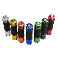 Poignées de guidon universelles en aluminium CNC pour moto, poignées antidérapantes en caoutchouc pour moto tout-terrain, scooter, VTT, accessoires de vélo électrique