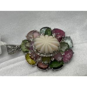 Nuevo Colgante de Lujo Más Vendido de CORAL y TURMALINA, Plata de Ley 925, Regalo para Fiestas, Bodas, Compromisos, Ceremonias Religiosas y Eventos - Product Image 2