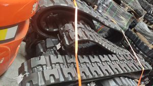 공장 직접 판매 450x81wx76 300x52.5x84 230x48x62 300x52.5x72 450x86x71 굴삭기 농업/수확기 고무 트랙 - Product Image 4