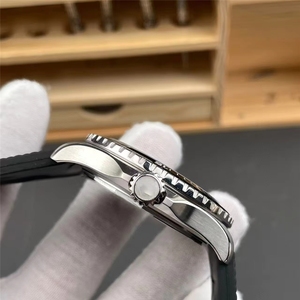 นาฬิกาข้อมือสแตนเลสสตีลแบบอัตโนมัติพร้อมโลโก้สั่งทำพิเศษ - กันน้ำ หรูหรา สปอร์ต ดีไซน์นักดำน้ำ พร้อมปฏิทินและคุณภาพสูง - Product Image 4