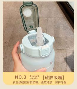 Botella Deportiva Ecológica de 2L (Medio Galón) Libre de BPA, con Marcador de Tiempo, Pajita y Aislamiento Térmico, Ideal para Gimnasio y Fitness - Product Image 5