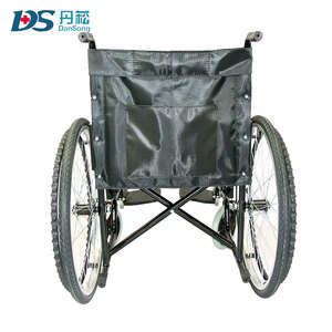 Sedia a Rotelle Manuale Pieghevole di Buona Qualità, Leggera per Disabili - Product Image 2