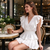 Robe Courte Blanche Femme Col V Volants Jupe Étages Taille Smockée Été Plage Personnalisable OEM - Grande Vente