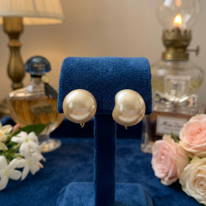 Boucles d'oreilles clous en fausses perles, forme ronde, blanches, minimalistes, pour femme, usage quotidien 2026 - Product Image 3