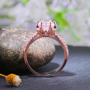Anello da donna con sei punte in finto diamante, con pietre incastonate, per matrimonio, uso quotidiano, banchetti, gioiello regalo - Product Image 2