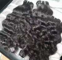 Cheveux naturels non traités, lots de cheveux bouclés birmans bruts, cheveux indiens bruts bouclés, extensions de cheveux bruts, cheveux bruts cambodgiens, cheveux bruts vietnamiens