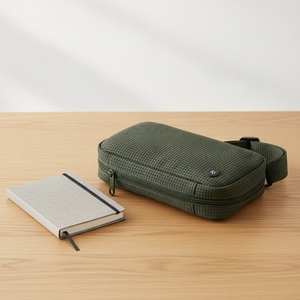 Sac bandoulière extensible et pliable, pochette pour téléphone en nylon résistant à l'eau, léger, sac décontracté quotidien à porter sur l'épaule de deux façons - Product Image 5