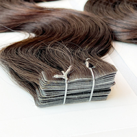 Extensions de cheveux humains naturels ondulés blonds de 24 pouces avec racines injectées, bandes adhésives invisibles, double épaisseur, pointes pleines