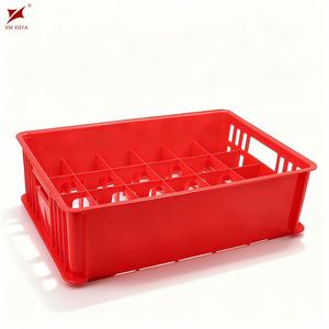 Caisses en plastique perforées en PP rouge empilables pour entrepôt d'usine, recyclables, robustes, pour fruits et légumes - Product Image 1