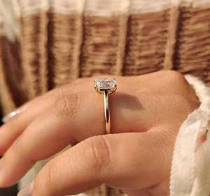 Anillo de Mujer con Moissanita de 1 Quilate, Corte Cojín, Hecho a Mano, Oro Sólido de 18k, Color EF, Claridad VVS, Sin Níquel, Sin Plomo - Product Image 4