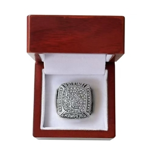 Bague de championnat personnalisée de l'Université du Sud de la Californie (USC) 2004 - Product Image 2