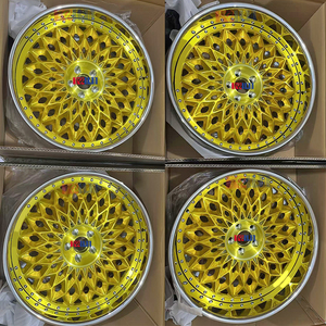 Rines Rucci de 24 Pulgadas en Oro Cepillado, Ruedas Forjadas de Aleación de Aluminio - Product Image 5