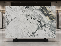 Dalles de marbre Calacatta Monet à veinage spectaculaire pour comptoirs, tables consoles, lavabos en pierre, panneaux muraux décoratifs, dessus de meubles de salle de bain