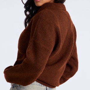 Suéter de Punto Oversize Marrón para Mujer con Cuello Polo, Holgado, de Manga Larga, con Bolsillo en el Pecho, para Otoño e Invierno - Product Image 3