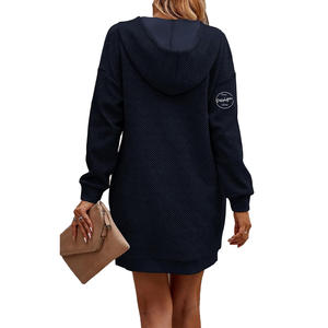 Sudaderas con capucha de estilo largo y cuello abotonado de algodón 100% de peso pesado para mujer de tela con textura de logotipo personalizado, sudaderas con capucha de gran tamaño para mujer - Product Image 6