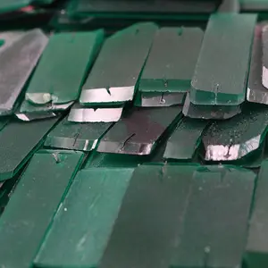 Synthetic Russian Emerald material gemstone raw material jewelry making machine cut wholesale price emerald synthetic for big