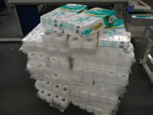 Semi Automatische Badkamer Standaard Maat Wc Tissue Papier/Jrt Keuken Handdoek Roll Terugspoelen Snijden Verpakking Productie Machine