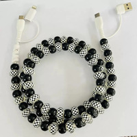 PRÉCOMMANDE – Cordon perlé en acrylique blanc mis à jour avec confettis, chargeur USB portable multifonction 4-en-1 pour iPhone
