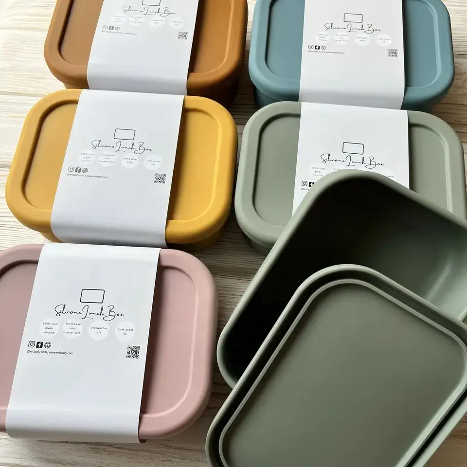 Usine vente chaude de boîte à lunch en silicone de qualité alimentaire Portable Kids Bento Box Silicone Food Storage Container avec 3 compartiments