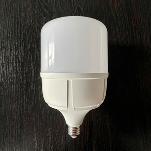 Bombilla LED YIHAN T130-50W AC E27 Tipo T SMD CRI80 2700K-6500K para Aplicaciones en Almacenes, 100lm/W, Certificación CE, 2 Años de Garantía - Product Image 1