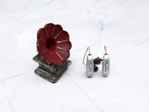 Aides auditives rechargeables OEM/ODM en gros avec suppression du bruit, 16 canaux, contrôle par application et diffusion <span class=keywords><strong>audio</strong></span> à faible latence - Product Image 4