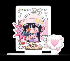 Figurine d'animation promotionnelle en acrylique transparent personnalisée, pas chère, pour décoration de bureau - Product Image 1