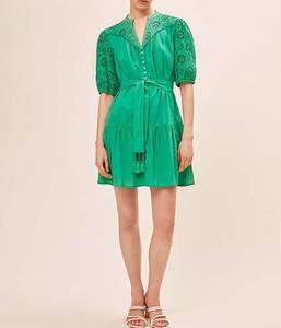 Mini robe décontractée courte à manches bulle personnalisée de haute qualité avec glands et ceinture brodés pour femmes - Product Image 1