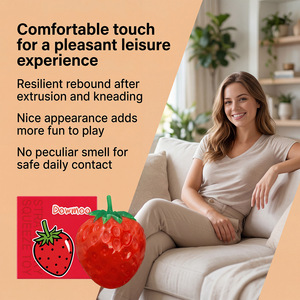 Juguete Antiestrés de Fresa, Suave y Elástico, para Aliviar el Estrés y Relajarse, Adorno Divertido para Escritorio con Superficie Antideslizante - Product Image 5
