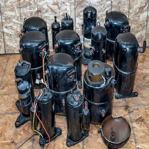 Compresseurs de réfrigération usagés, en métal noir, forme de morceau, qualité HMS, accessoires, ferraille de climatisation et de réfrigérateur, Ankara, poids 1 - Product Image 1