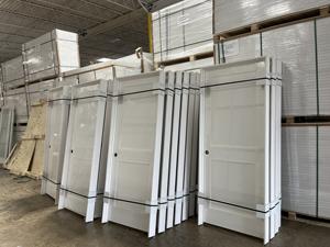 Puertas Interiores Sólidas Preensambladas de Losa de Madera MDF Estilo Shaker Blancas en Stock en EE. UU. para Casas - Product Image 2