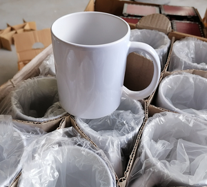 Tazas de Cerámica Blancas de 350 ml (11 oz) para Sublimar, Ecológicas, con Cuchara Clásica Estampada para Café, Navidad - Product Image 6