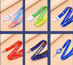 Lanyards de poliéster personalizados con logo, MOQ bajo, muestra gratis, con cierre de seguridad, sublimación y tarjetero - Product Image 4