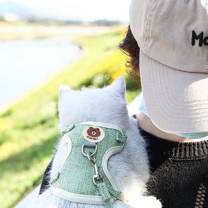 Gilet harnais anti-traction pour chat-Conception réfléchissante et respirante sans étranglement pour les activités de plein air ou les voyages - Product Image 5