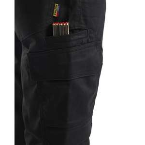 BLAKLADER - 144818329900C152 Pantaloni Industry stretch con tasca per ginocchiere Nero-EAN 7330509759776 PANTALON DE TRAVAIL - Product Image 4