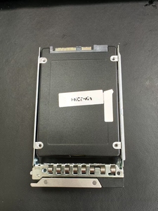SSD para Servidor PM6 de 7.68TB SAS 24Gbps de Lectura Intensiva, 2.5 Pulgadas SFF BC, 7.68T - Product Image 1