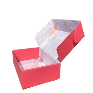 Nouvelles boîtes d'emballage roses de 15 x 15 pouces avec feuille d'or Pulida, échantillon gratuit, pour petits colis postaux (modèle 2025) - Product Image 1
