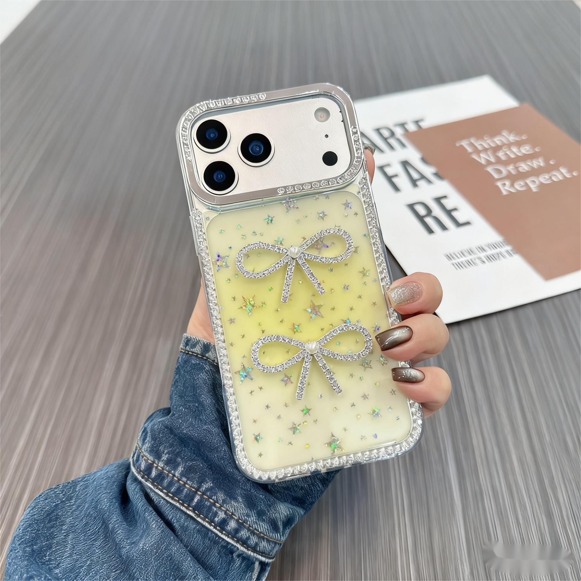 สีเหลือง