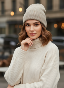 Bonnet ample sans revers en fil chiné Heather, coupe décontractée, mélange de couleurs douces, laine douce, sensation nuageuse, artistique et urbain - Product Image 2