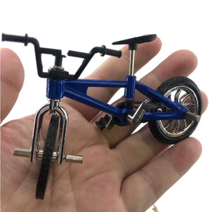 Kits de jouets mini-vélos <span class=keywords><strong>BMX</strong></span> <span class=keywords><strong>Finger</strong></span> <span class=keywords><strong>Skate</strong></span> de haute qualité personnalisés pour le motocross - Product Image 3