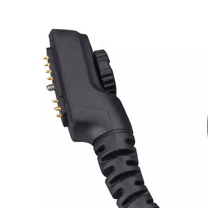 Micrófono de Mano Dinámico Cardioide Hytera SM18N3 con Conector XLR para Radio Bidireccional Hytera PT580H PLUS - Product Image 2