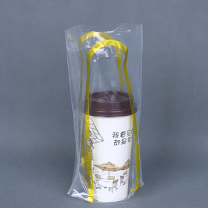 Sacchetto Trasparente in PE per Bicchieri, per Tè al Latte, Bubble Tea, Caffè, Bevande da Asporto, con Manico, Riciclabile e Monouso - Product Image 6