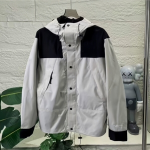 Chaqueta cortavientos para lluvia, resistente al agua, para senderismo, abrigo ligero, para correr, pescar, chaqueta impermeable para hombres y mujeres - Product Image 2